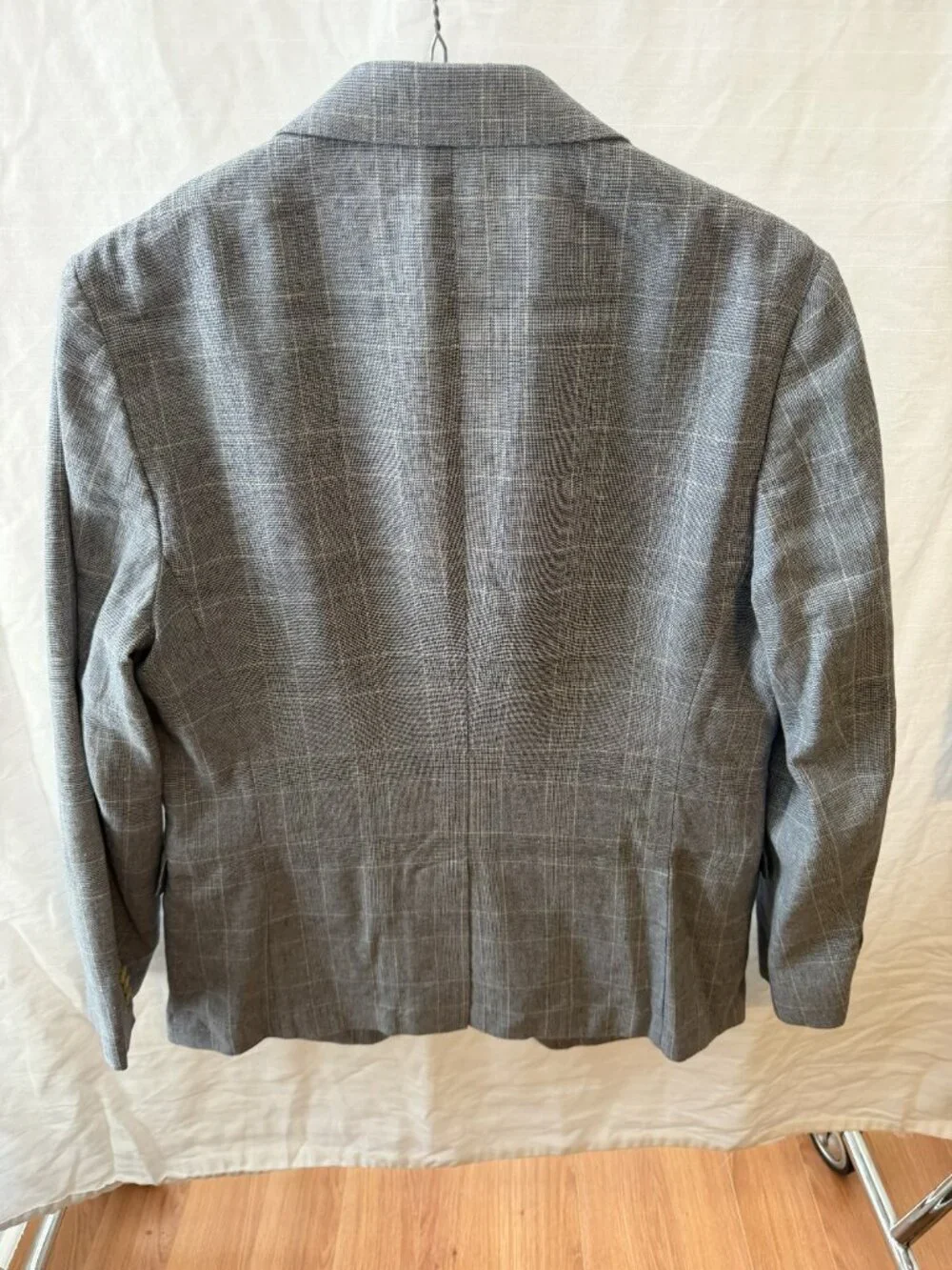 Banana Republic Men's Two-Piece Suit in Grey